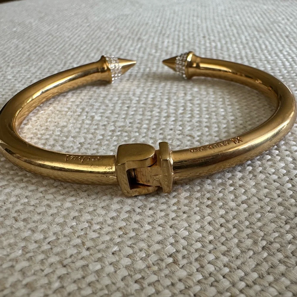 VITA FEDE Mini Titan Cuff Crystal Bracelet M Medium Gold - Picture 8 of 12